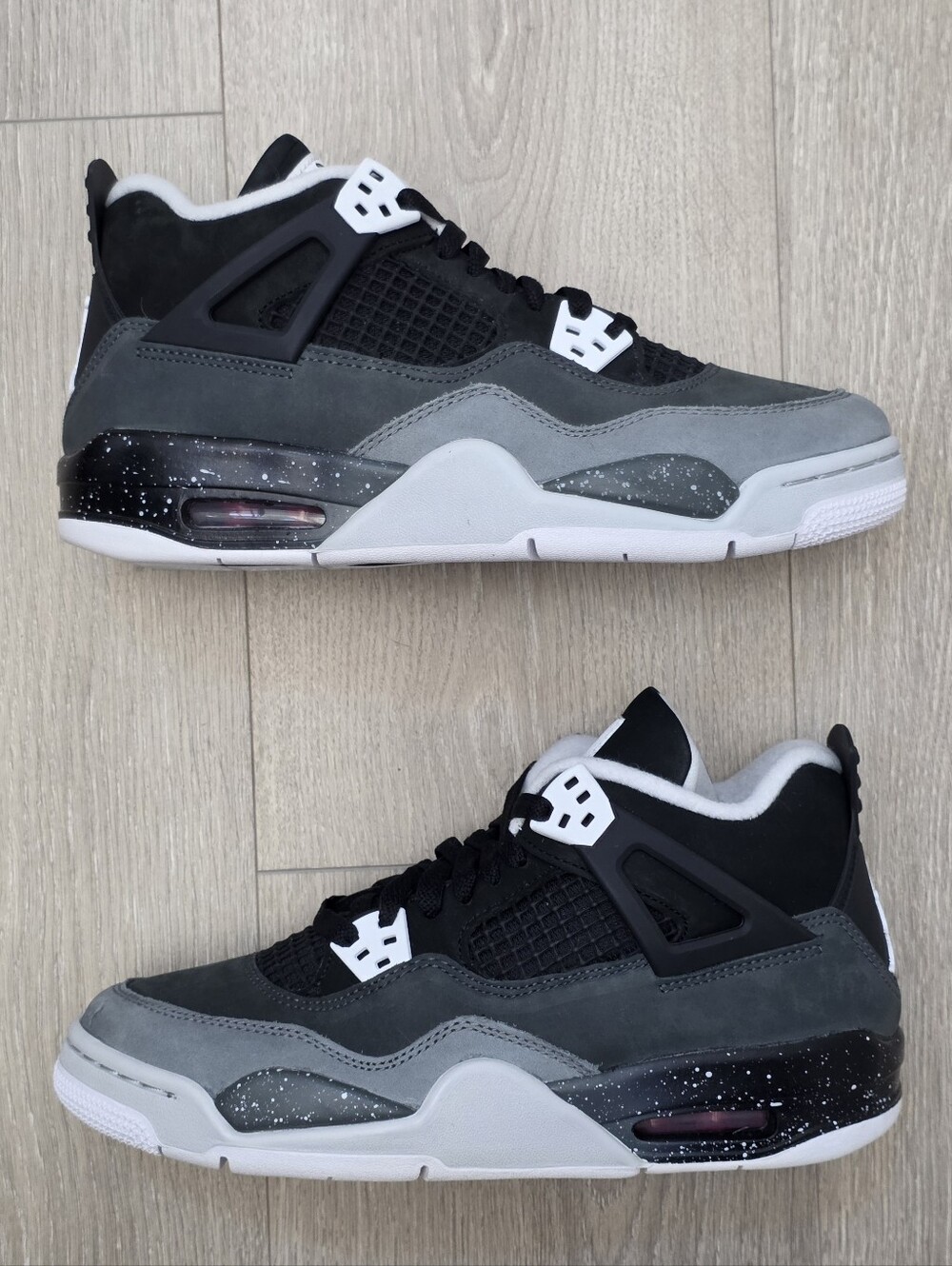 Nike Air Jordan 4 Retro 2024 Fear FQ8213-002 Youth Sz 7 / Womens Sz 8.5 B Grades